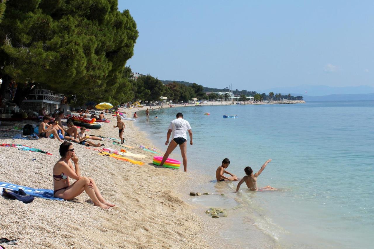 Apartments And Rooms By The Sea Tucepi, Makarska - 6058 Luaran gambar